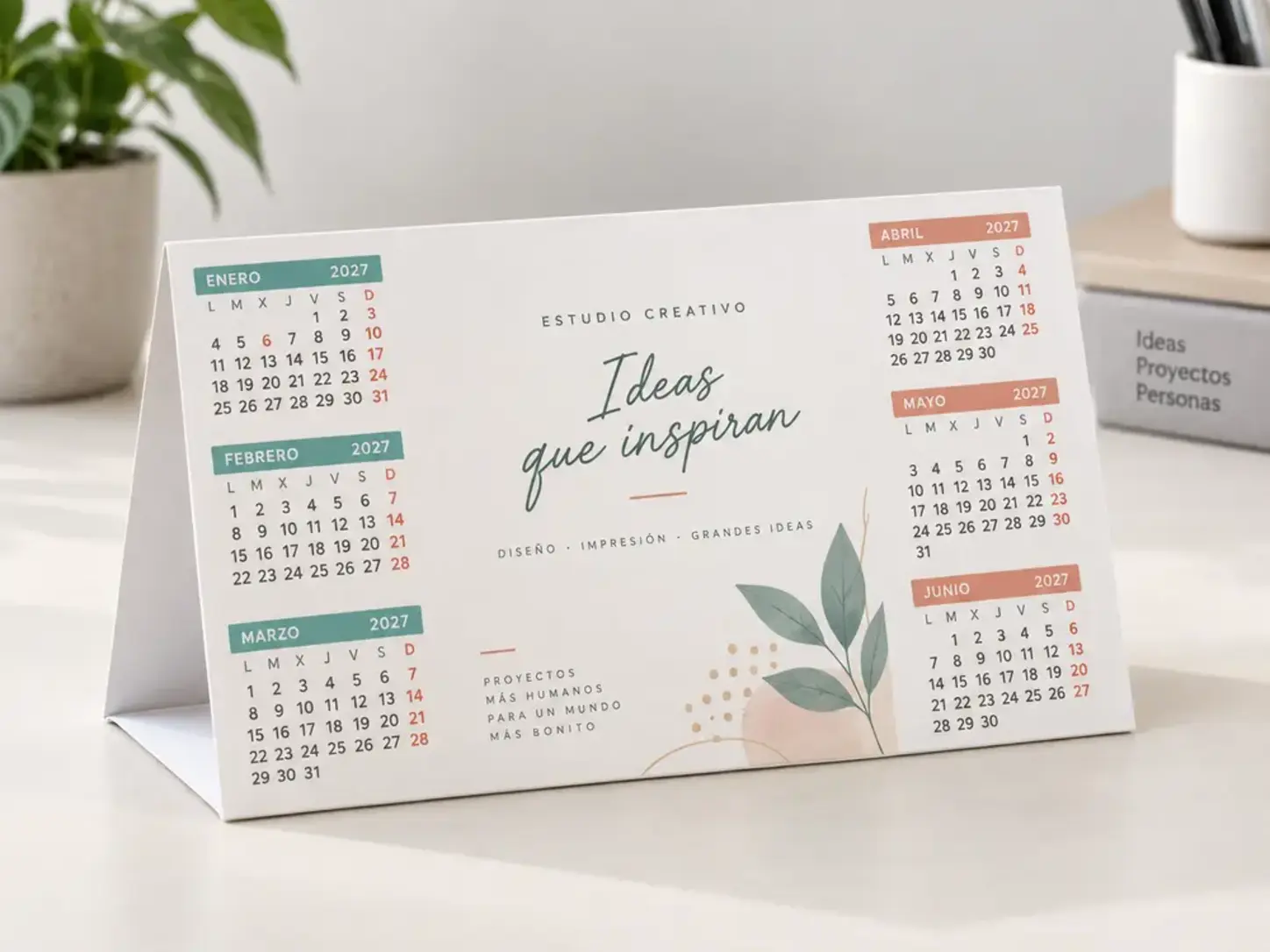 Calendario de sobremesa semestral personalizado fotografiado